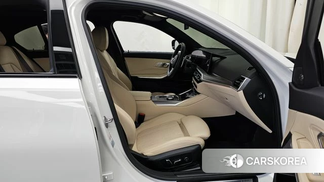 BMW 3 Series (G20) 2024 Белый из Кореи, фото 3