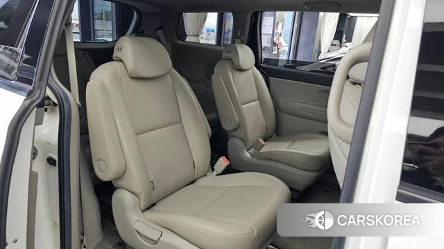 Kia The New Carnival 2019 Белый из Кореи, фото 3