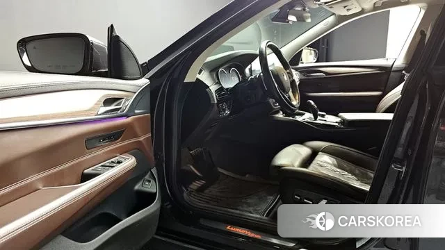 BMW 6 Series GT (G32) 2018 Серый из Кореи, фото 3