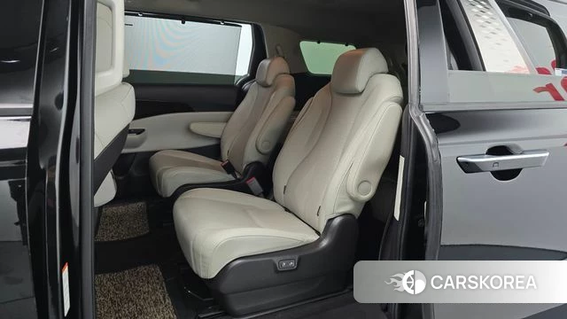 Kia Carnival 4th generation 2022 Черный из Кореи, фото 3