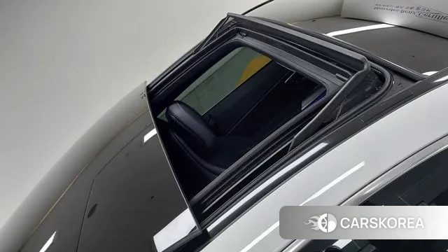 Mercedes-Benz CLE-Class C236 2024 Белый из Кореи, фото 3