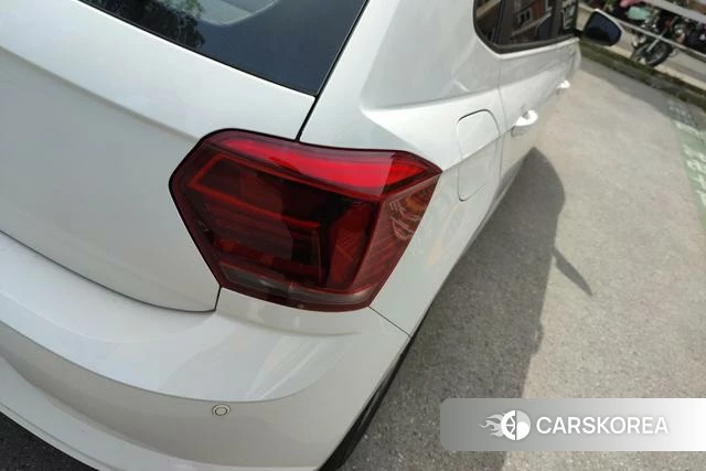 Volkswagen Polo 2022 Белый из Китая, фото 3