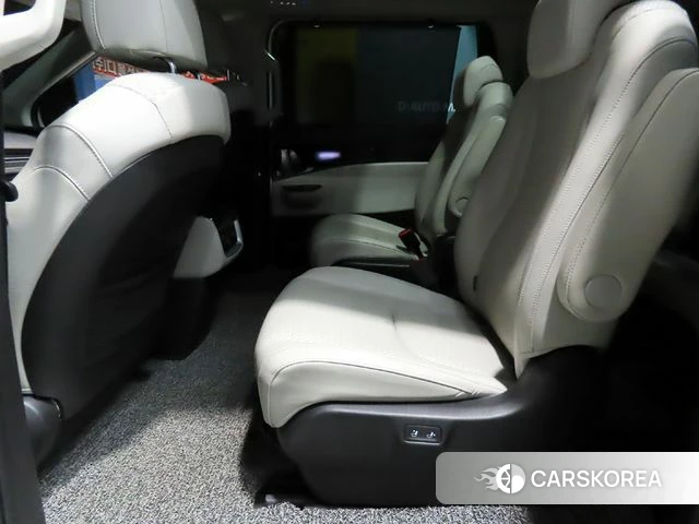 Kia Carnival 4th generation 2023 Белый из Кореи, фото 3