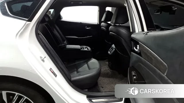 Kia K7 Premier Hybrid 2021 Белый из Кореи, фото 3