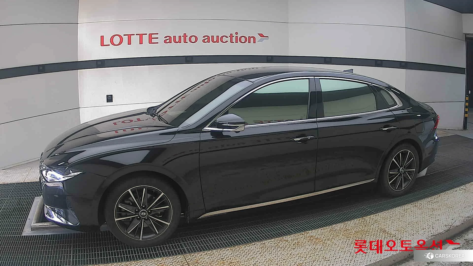 Hyundai Grandeur 2023 Черный из Кореи, фото 3