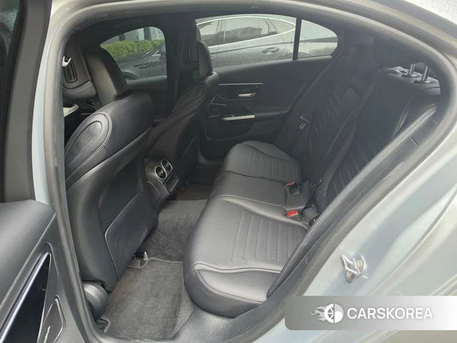 Mercedes-Benz C-Class W206 2023 Серебряный из Кореи, фото 3