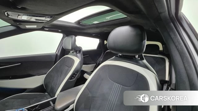 Kia EV6 2022 Белый из Кореи, фото 3