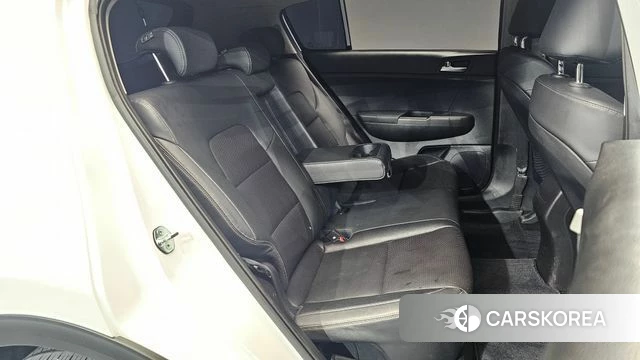 Kia Sportage The Bold 2021 Белый из Кореи, фото 3