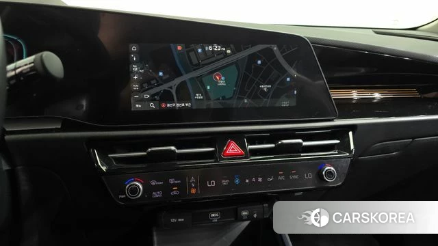 Kia Di Ol Nu Niro 2022 Белый из Кореи, фото 3