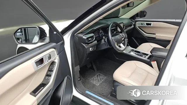 Ford Explorer 6th Generation 2022 Белый из Кореи, фото 3