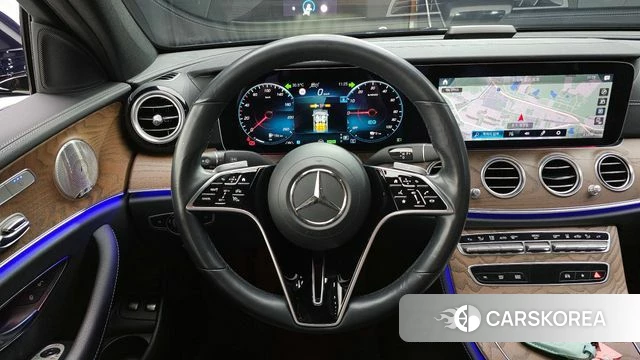 Mercedes-Benz E-Class W213 2021 Синий из Кореи, фото 3