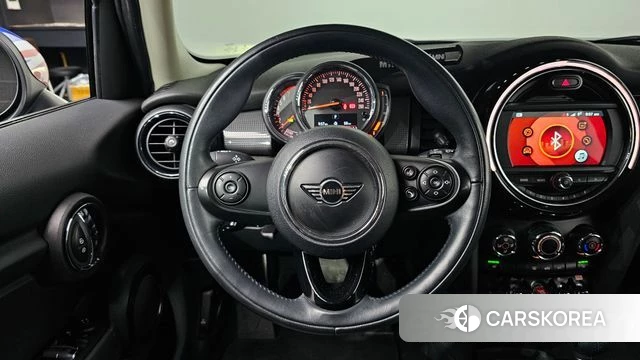 Mini Cooper 2018 Зеленый из Кореи, фото 3