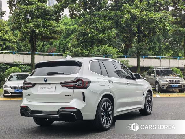 BMW iX3 2023 Белый из Китая, фото 3