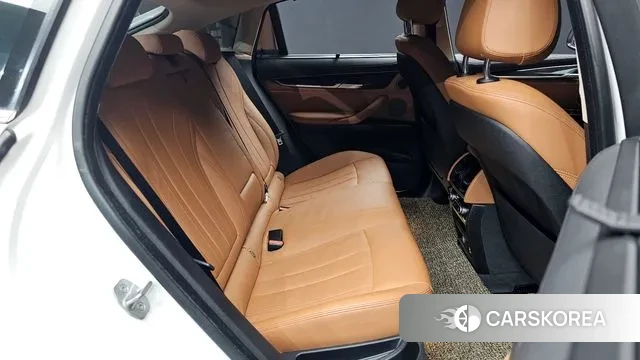 BMW X6 (F16) 2018 Белый из Кореи, фото 3