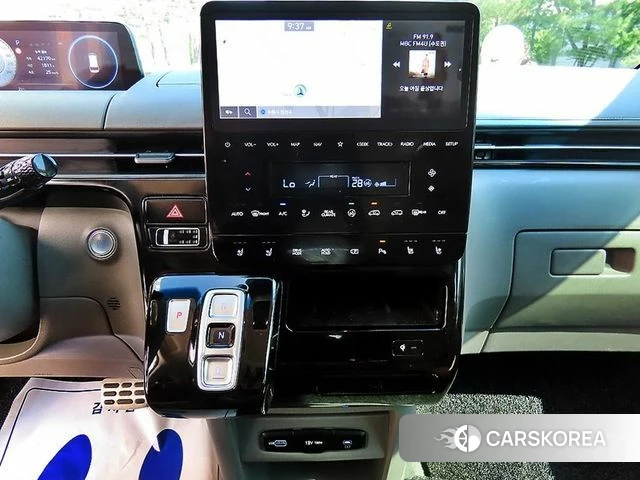 Hyundai Staria 2024 Черный из Кореи, фото 3