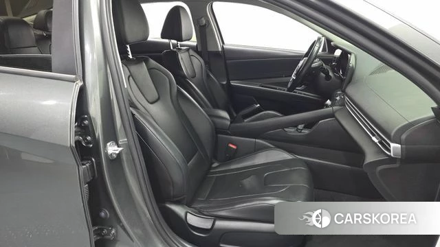 Hyundai Avante (CN7) 2022 Серый из Кореи, фото 3