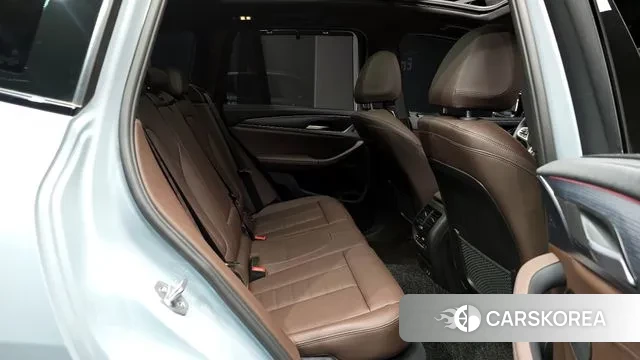 BMW X3 (G01) 2024 Небесно-голубой из Кореи, фото 3