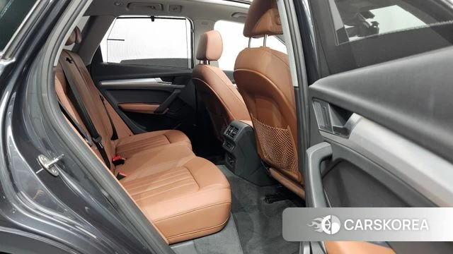 Audi Q5 (FY) 2023 Серый из Кореи, фото 3