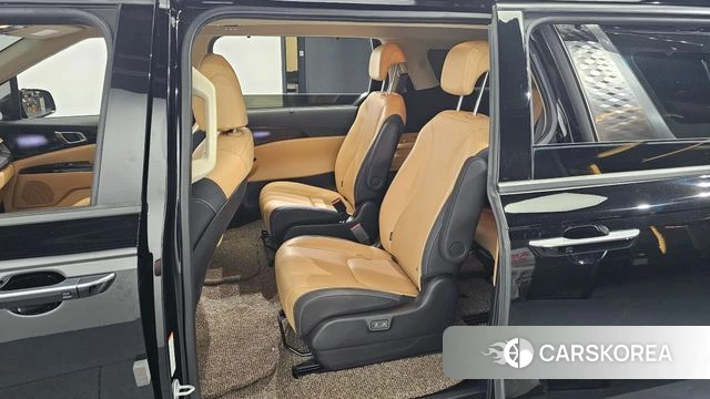 Kia Carnival 4th generation 2023 Черный из Кореи, фото 3