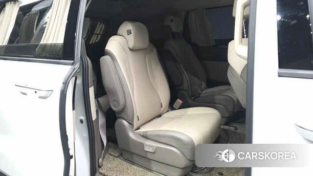 Kia Carnival 4th generation 2023 Белый из Кореи, фото 3