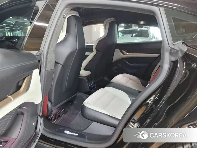 Porsche Taycan 2022 Черный из Кореи, фото 3