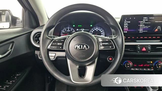 Kia The New K3 2nd generation 2021 Белый из Кореи, фото 3