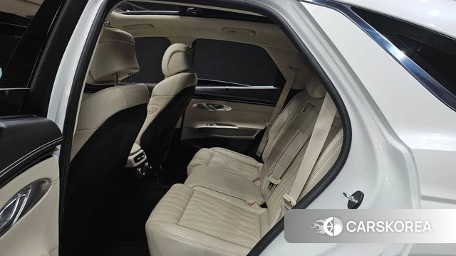 Genesis GV70 2022 Белый из Кореи, фото 3