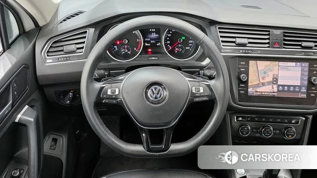 Volkswagen Tiguan second Generation 2020 Белый из Кореи, фото 3