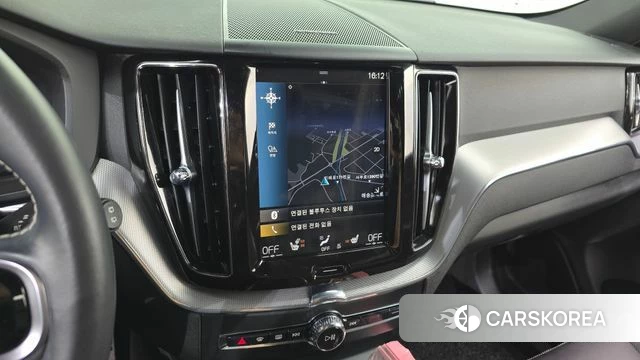 Volvo XC60 second Generation 2020 Белый из Кореи, фото 3