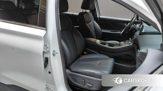 Hyundai The New Santa Fe 2023 Белый из Кореи, фото 3