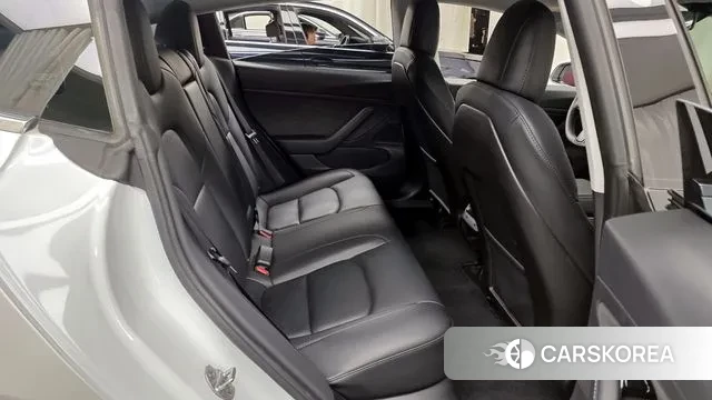 Tesla Model 3 2020 Белый из Кореи, фото 3