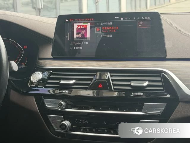 BMW 5 series 2020 Белый из Китая, фото 3