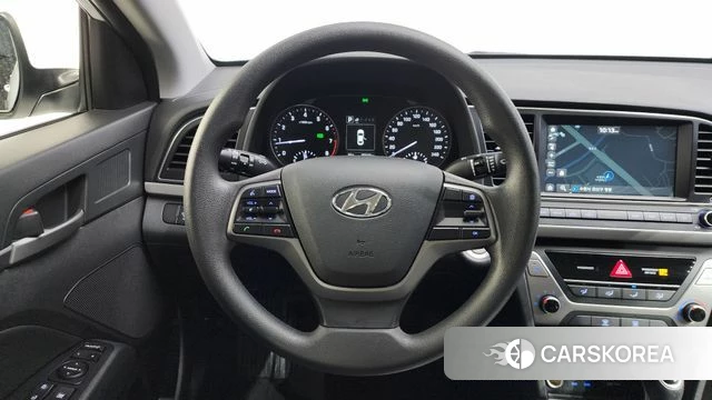 Hyundai Avante AD 2018 Белый из Кореи, фото 3