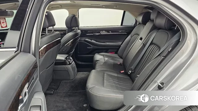 Genesis G90 2020 Серебристо-серый из Кореи, фото 3