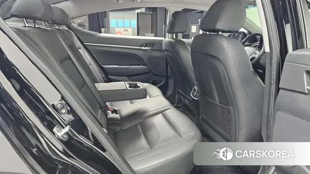 Hyundai Avante AD 2018 Черный из Кореи, фото 3