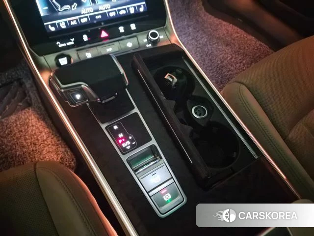 Audi A6 (C8) 2023 Белый из Кореи, фото 3