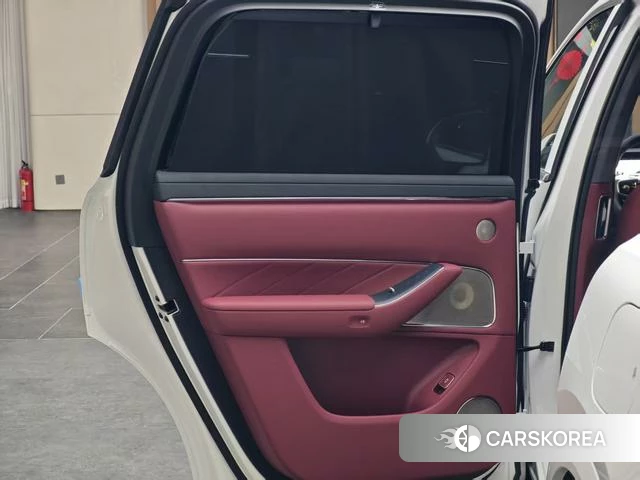 AITO Ask the world M8 2026 Белый из Китая, фото 3