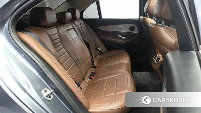 Mercedes-Benz E-Class W213 2019 Серый из Кореи, фото 3