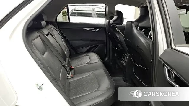 Kia Di Ol Nu Niro 2022 Белый из Кореи, фото 3