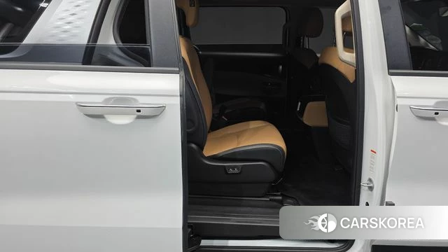Kia Carnival 4th generation 2023 Белый из Кореи, фото 3