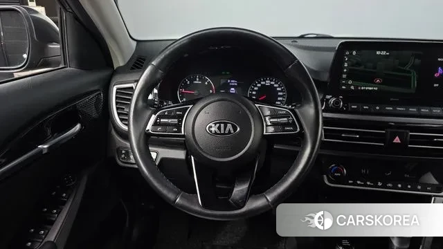 Kia Seltos 2021 Серый из Кореи, фото 3