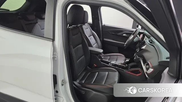 Chevrolet (GM Daewoo) Trailblazer 2021 Белый из Кореи, фото 3