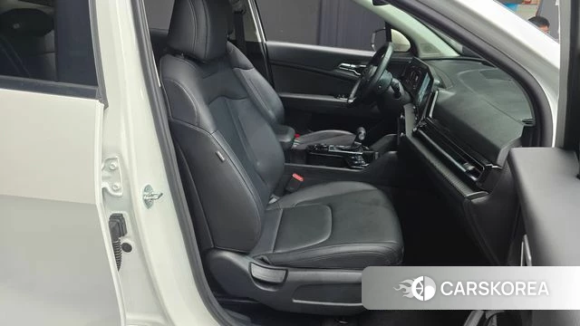 Kia Sportage 5th Generation 2024 Белый из Кореи, фото 3