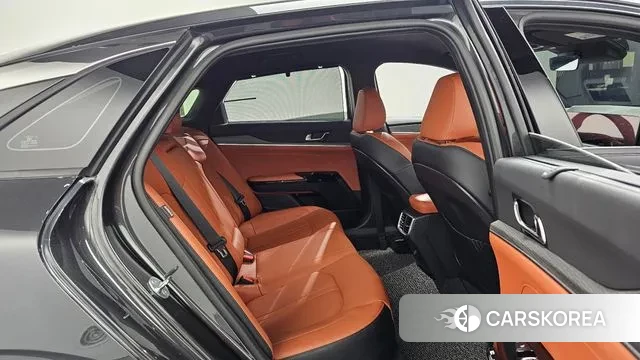 Kia The New K5 3rd generation 2024 Серый из Кореи, фото 3