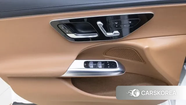 Mercedes-Benz E-Class W214 2024 Белый из Кореи, фото 3