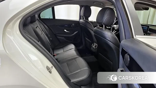 Mercedes-Benz C-Class W205 2020 Белый из Кореи, фото 3