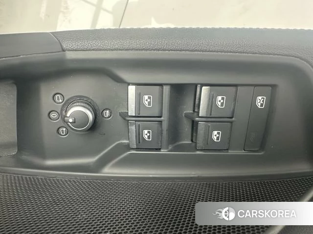 Audi A3 2022 Зеленый из Китая, фото 3