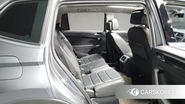 Volkswagen Tiguan Allspace 2020 Серый из Кореи, фото 3