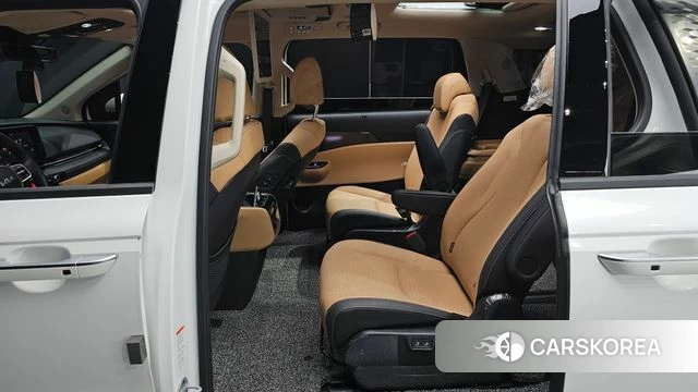 Kia Carnival 4th generation 2023 Белый из Кореи, фото 3