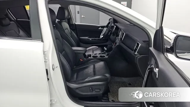 Kia Sportage 4th Generation 2018 Белый из Кореи, фото 3